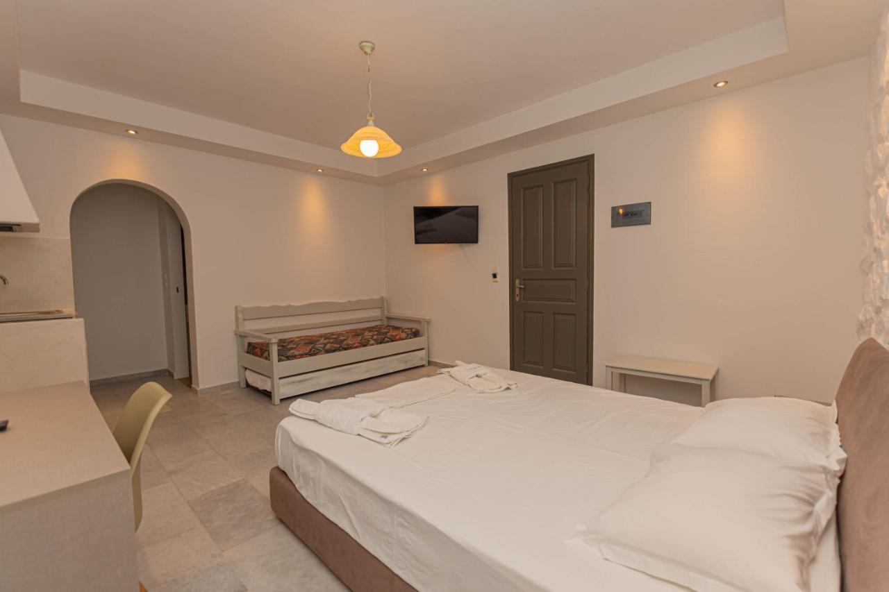 Kallithea Hotel Agia Anna  Exterior photo